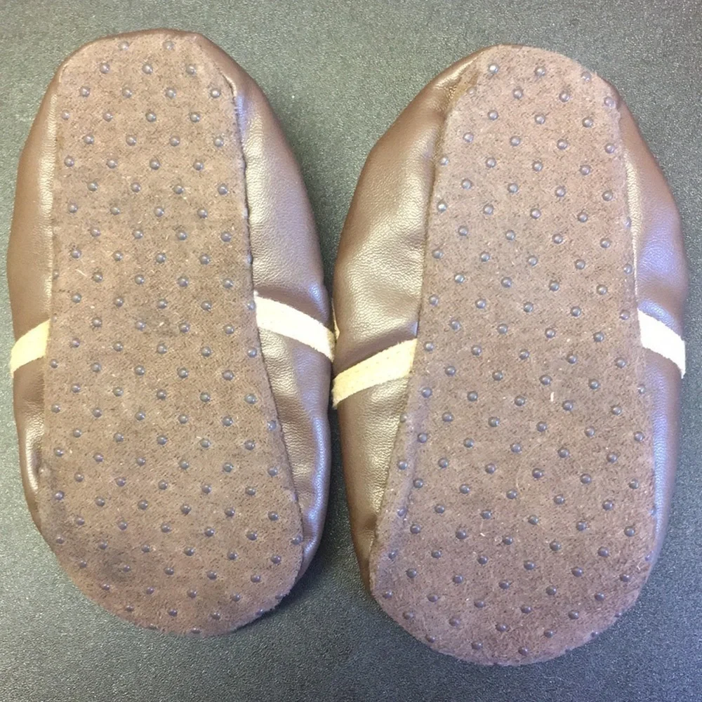 Brown Baby Bear Slippers With Sole Gripping Sz 5 baby